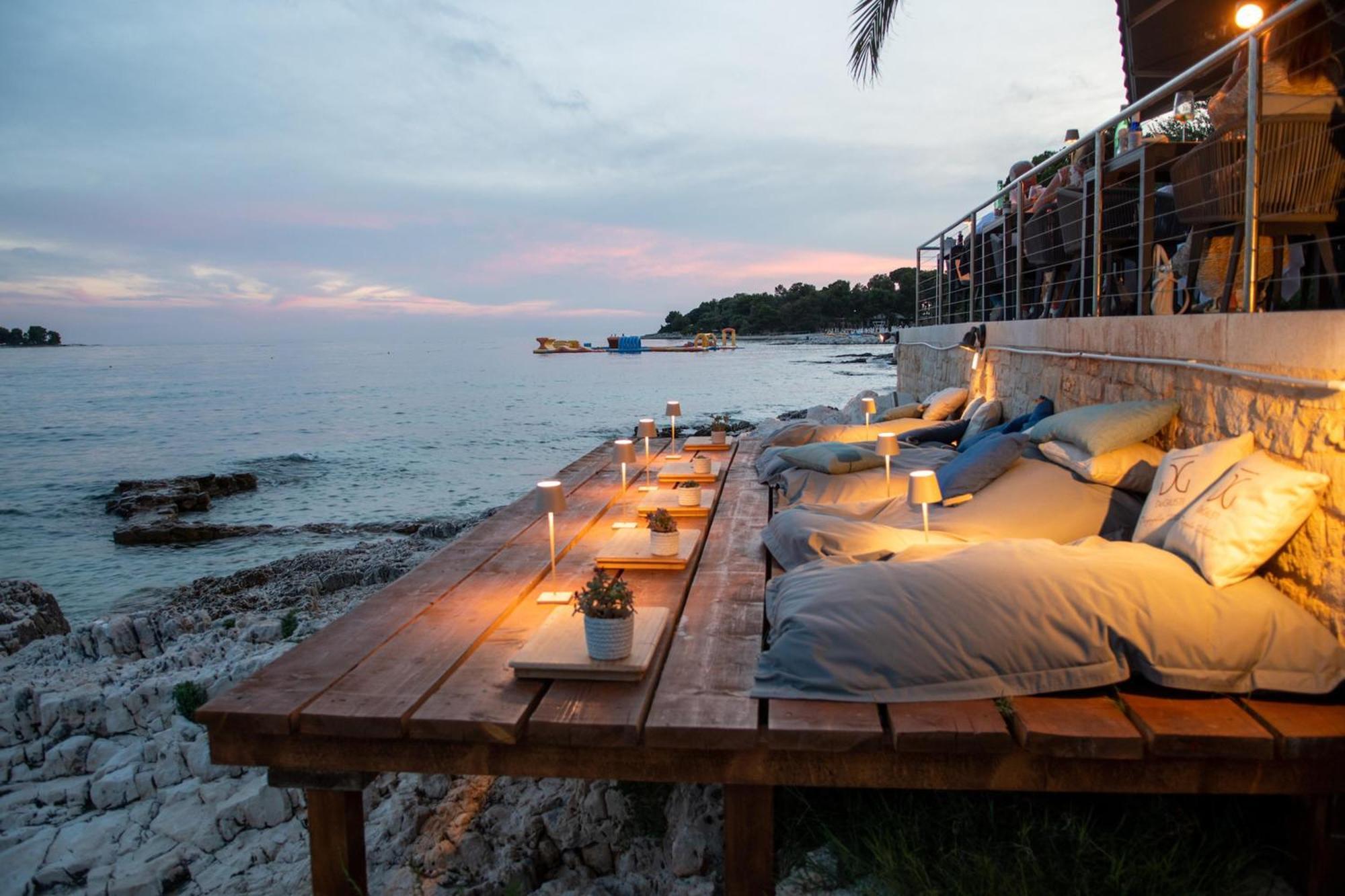 روفينج Bed & Breakfast Blu Locanda المظهر الخارجي الصورة