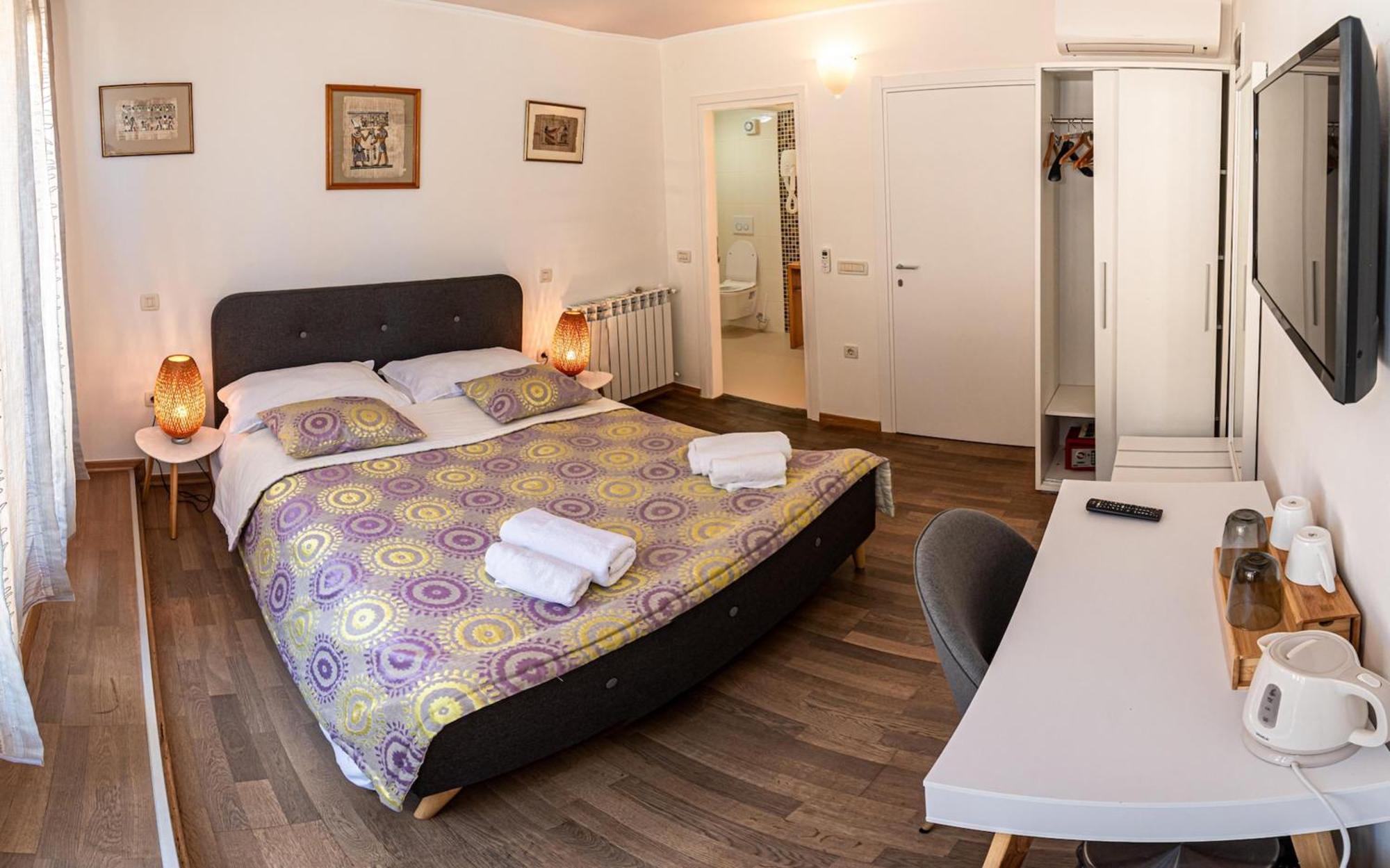 روفينج Bed & Breakfast Blu Locanda الغرفة الصورة