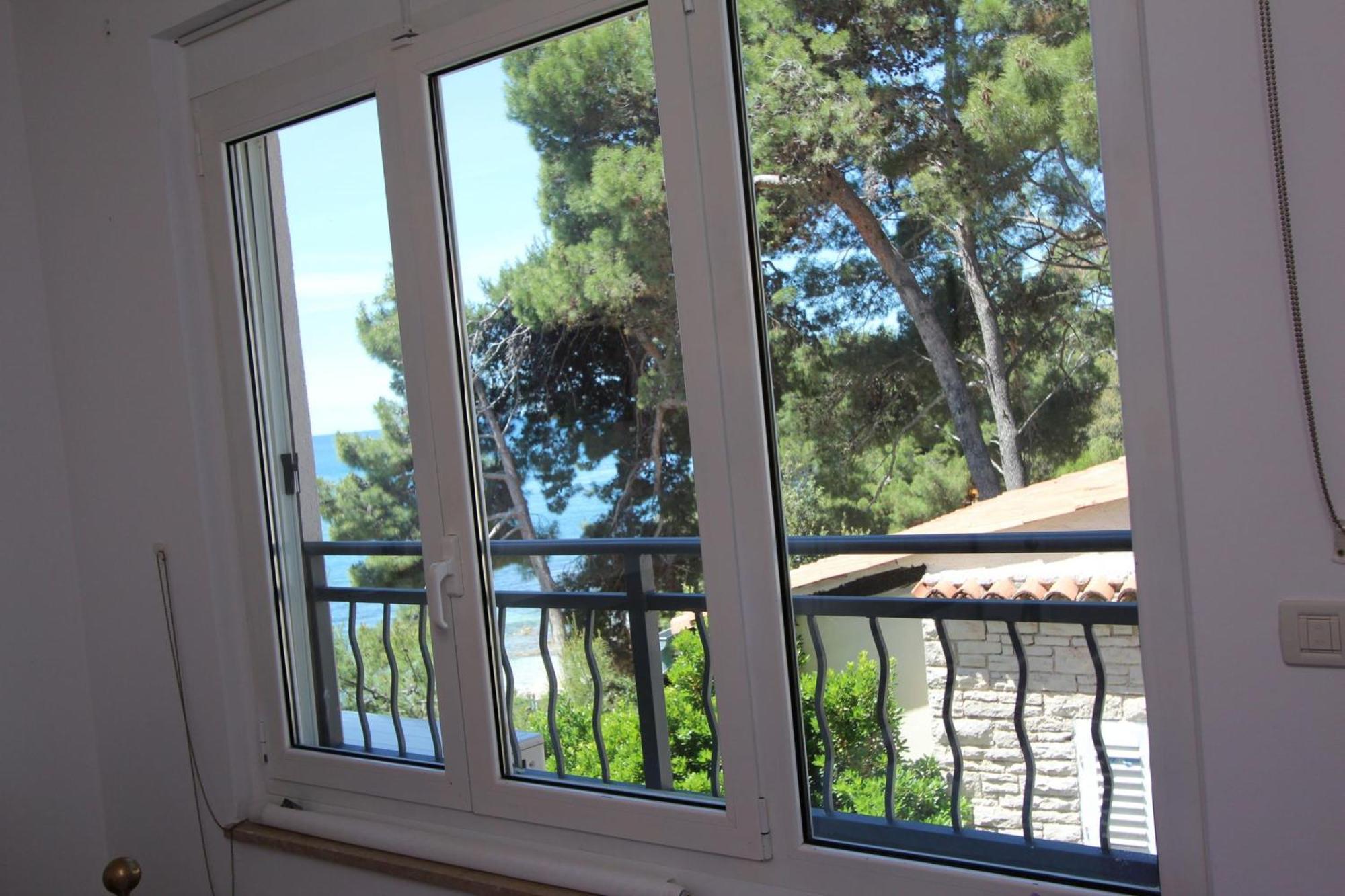 روفينج Bed & Breakfast Blu Locanda الغرفة الصورة