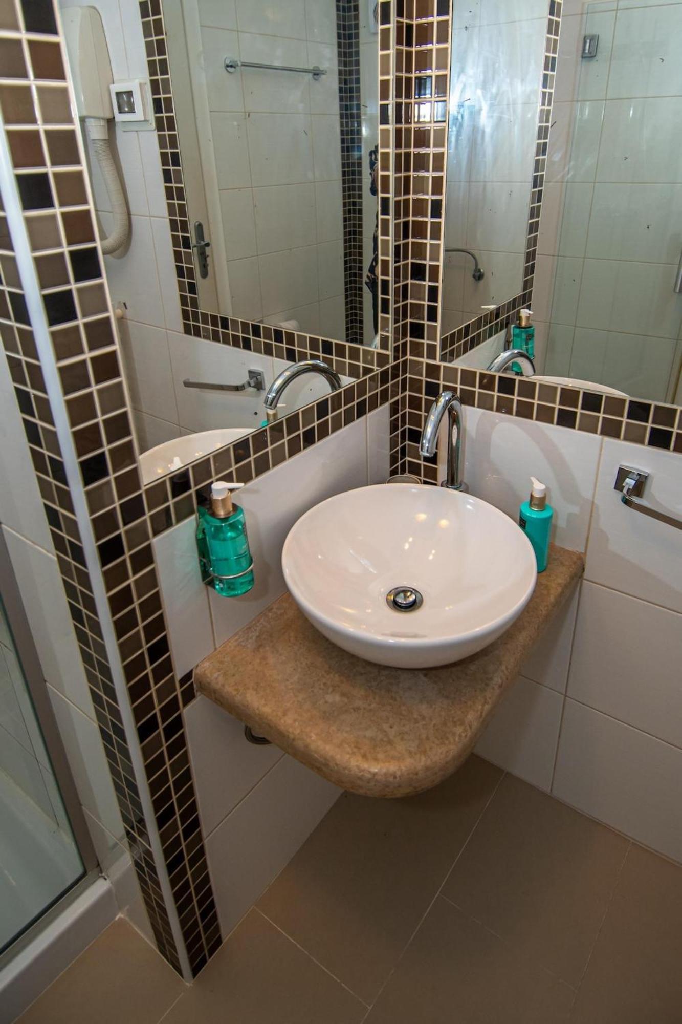 روفينج Bed & Breakfast Blu Locanda الغرفة الصورة